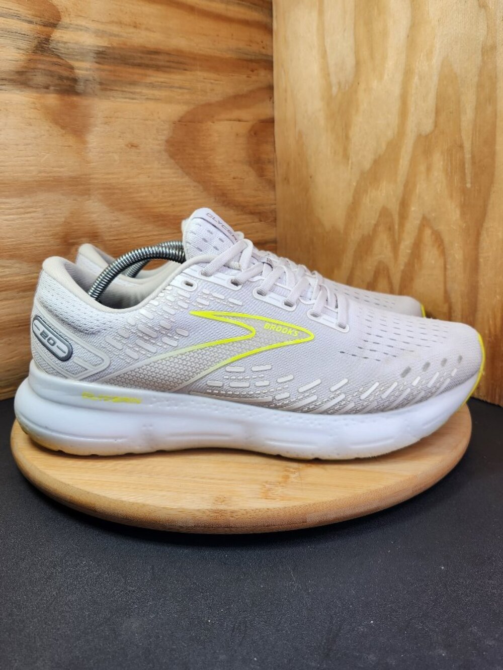 Brooks Glycerin 20 Mens White Running Shoes Sneakers Size 11.5